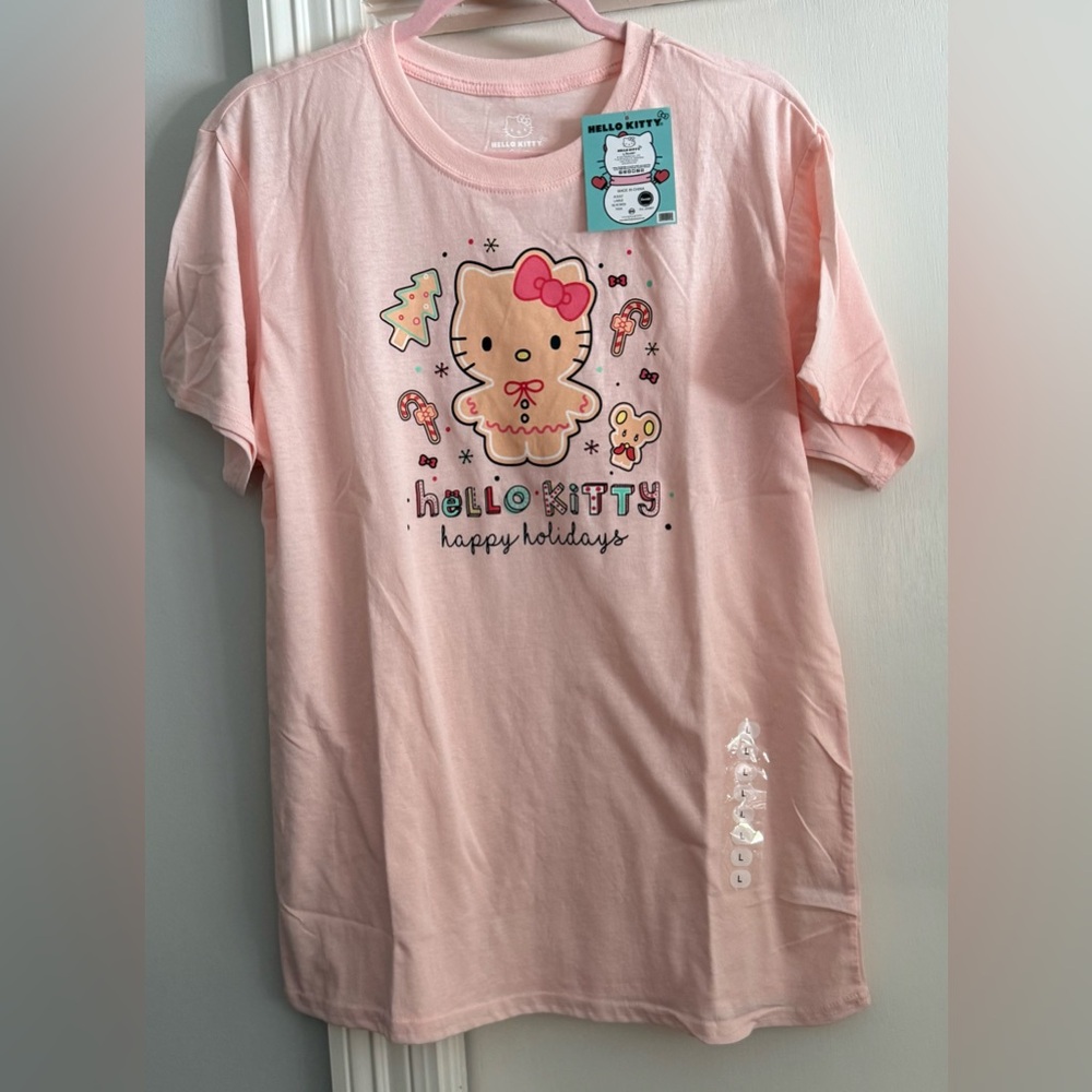 Sanrio Hello Kitty Christmas T-shirt women’s pink short sleeves happy holidays